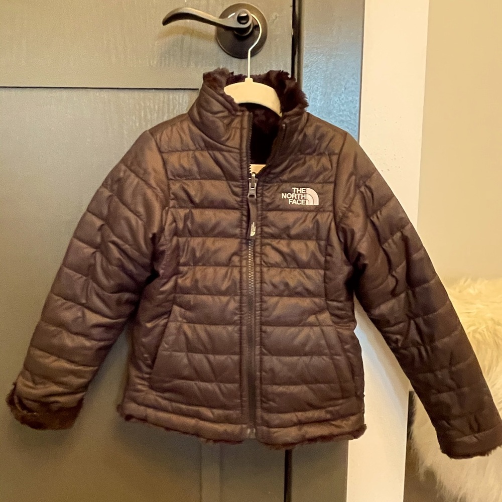 Black 4T North Face girls coat with faux fur